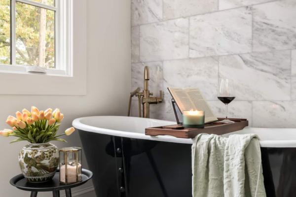 Bathroom Tub | Copper Sky Design + Remodel