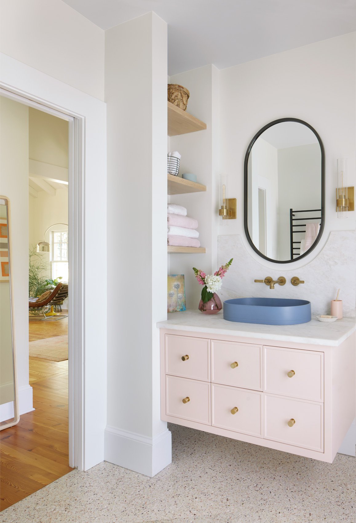 carriage_house_bathroom_druit_hills_atlanta_ga-1