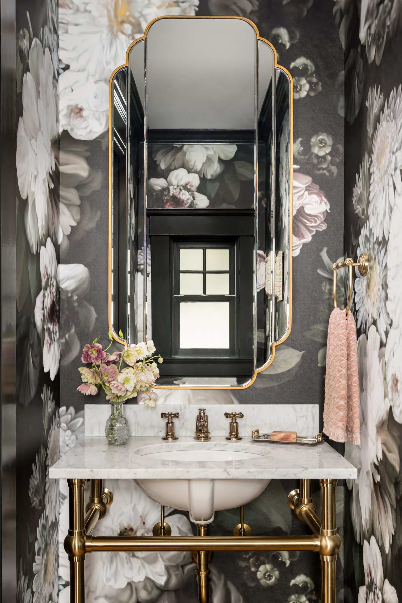 powder_bath_wallpaper_oakhurst_atlanta_ga