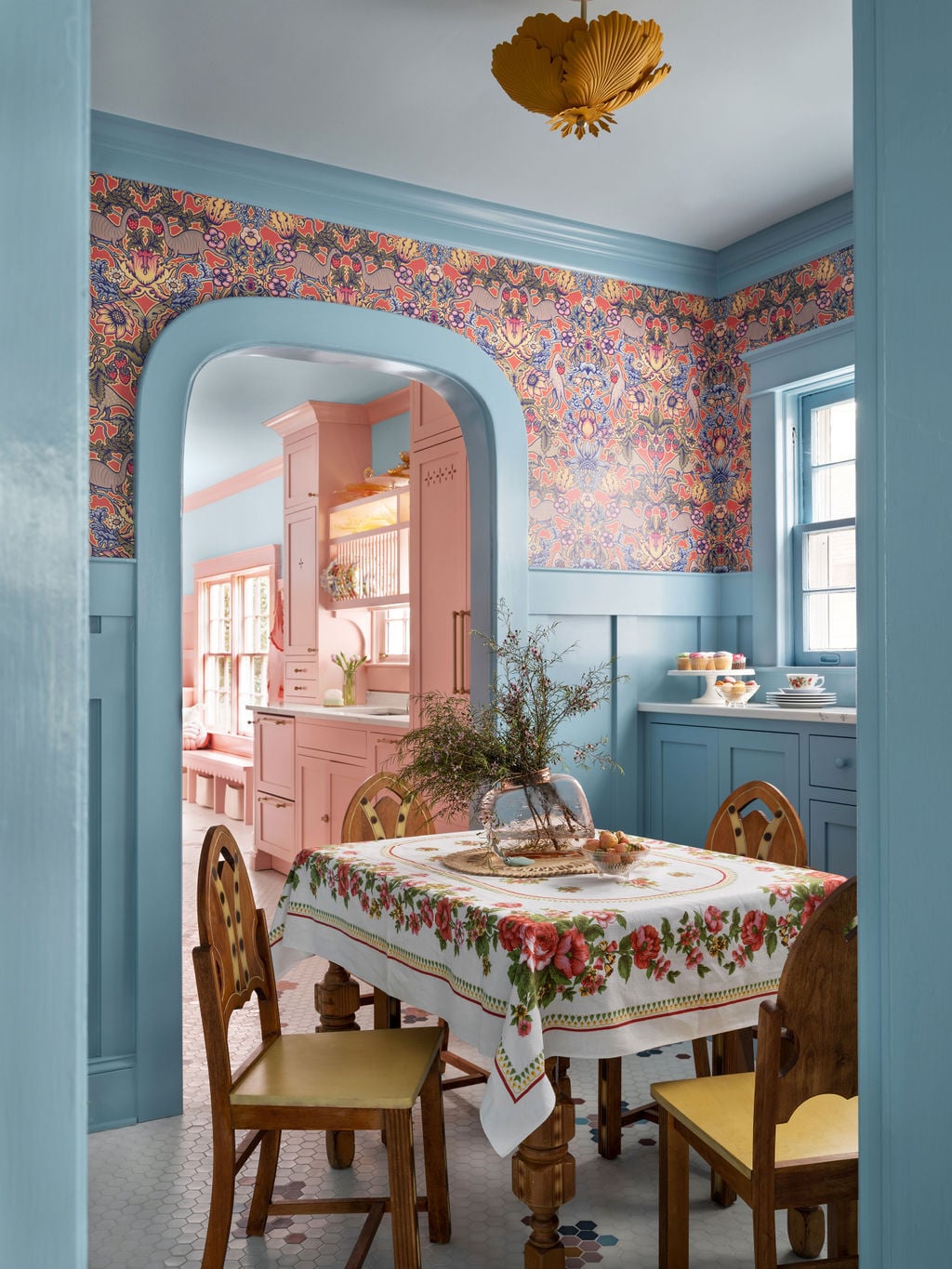 12 of our Favorite Wallpapered Rooms